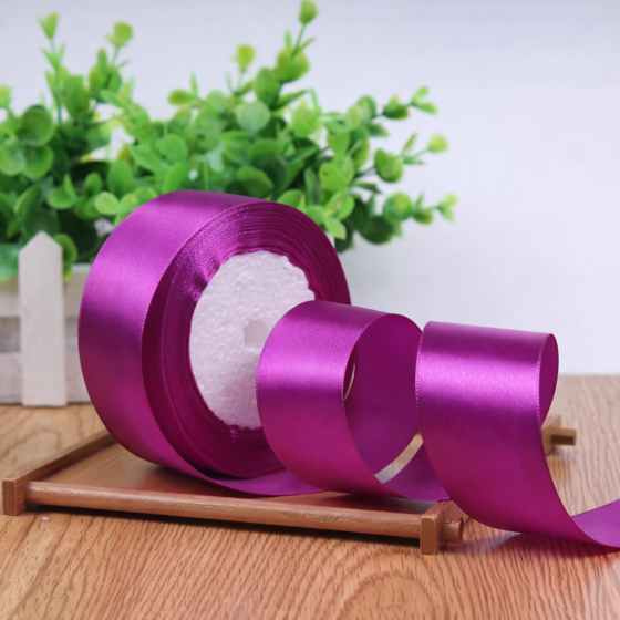 Satenska traka ljubičasta 25mm